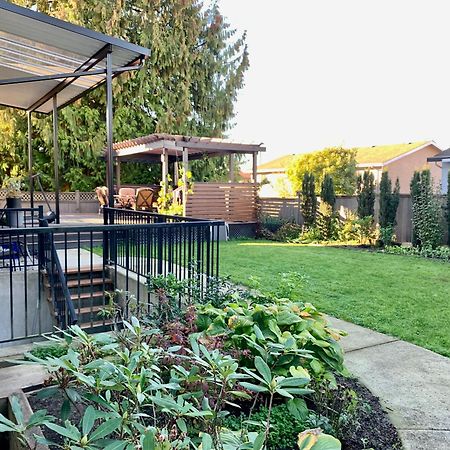 Spacious Burnaby Guest Home Экстерьер фото